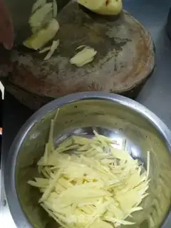 Make Fried potatoes step 1