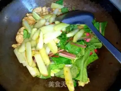 Make Spicy potato radish pot step 11