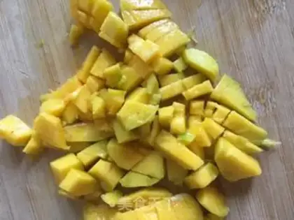 Make Mango soufflé step 1
