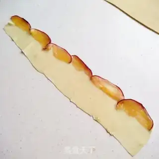 Make Rose apple pie step 9