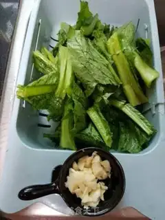 Make Garlic barley step 1