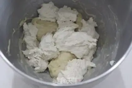 Make Chinese marble potato toast step 4