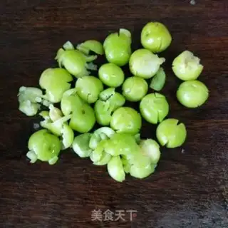 Make Plum fried the intestines step 1