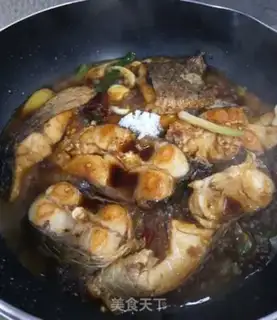 Make Red fish tails step 6