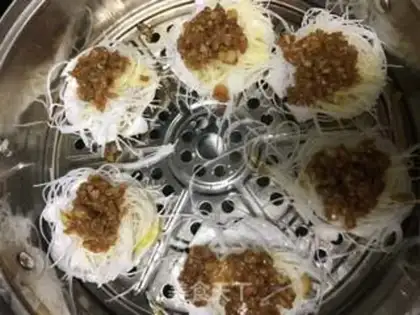 Make Garlic fan sap step 10