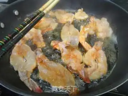 Make Dry potato shrimp step 0