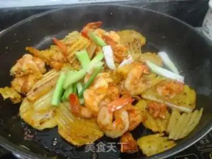 Make Dry potato shrimp step 2