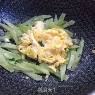 Make Scrambled eggs step 5