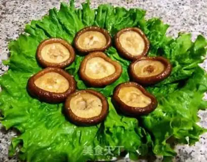 Make Pelican garlic mushrooms step 6