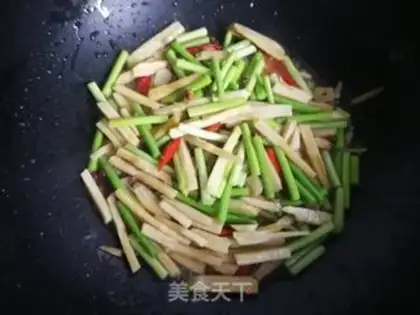 Make Garlic sauce step 7