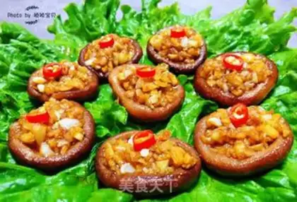 Make Pelican garlic mushrooms step 8