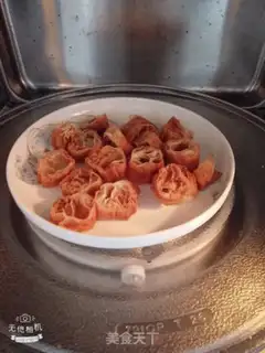 Make Oil-coated cucumber step 1