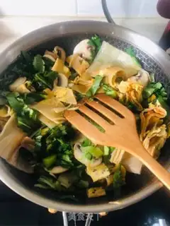 Make Fungus fried cold noodles step 15