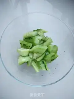Make Oil-coated cucumber step 3