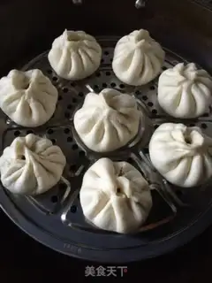 Make Pumpkin fan buns step 6
