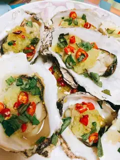 Make Garlic roasted oysters step 2