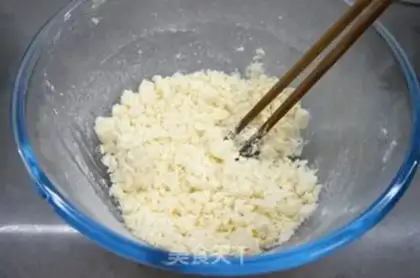 Make Carrot shrimp skin hot-fouled pasta step 0