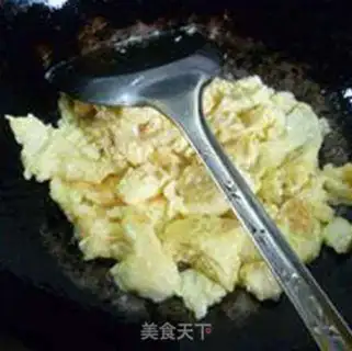 Make Open lentils and fried eggs step 7