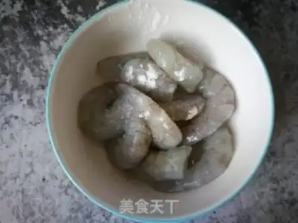 Make Garlic shrimp step 0