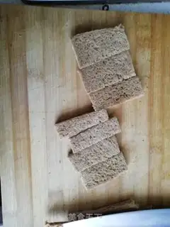 Make Homemade pine toast step 1