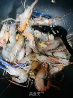 Make A dry-dried prawn step 2
