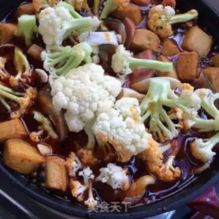 Make A spicy pot with a pink belt step 8