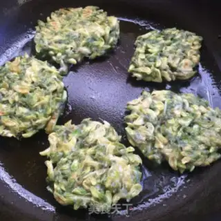 Make Fried burrito step 4
