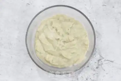 Make Little yellow banana cake roll step 13