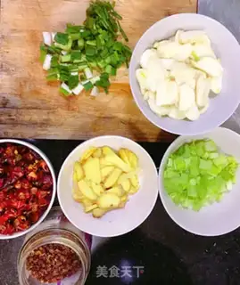 Make Spicy fish, lobster step 2