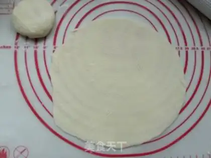 Make Autumn egg burrito step 3