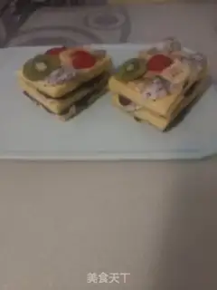 Make Fruit chocolate naked cake step 12