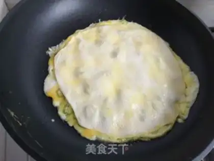 Make Autumn egg burrito step 7