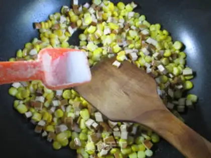Make Scrambled corn step 3