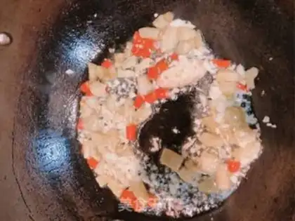 Make Sour soup, fat cow step 1