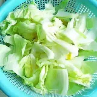 Make Cleaning up doll food step 1