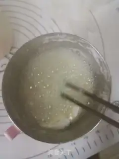 Make Egg-bread step 1
