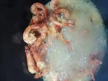 Make Spicy shrimp step 4