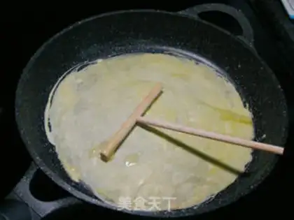 Make Strawberry croissants step 5