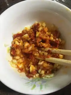 Make Pire chopping fish head noodles step 7