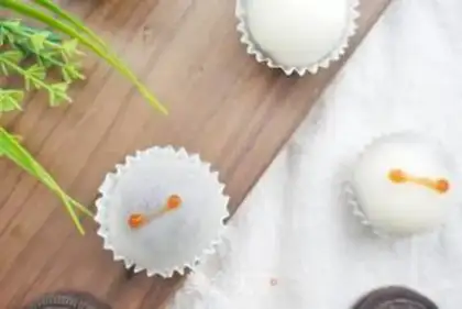 Make Mini-Olio Snowmen step 14
