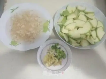 Make Shrimp-skinned pickles step 0