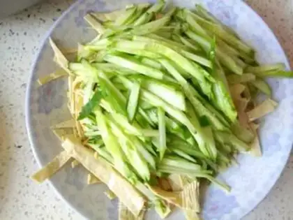 Make cucumber bean peel step 4