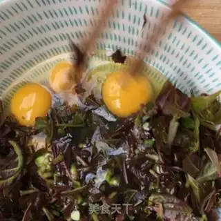 Make Fried eggs step 4