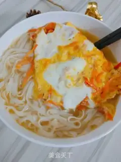Make Carrot egg noodles step 6