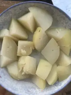 Make Egg bun mashed potatoes step 0