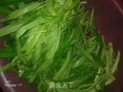Make Garlic cabbage step 1