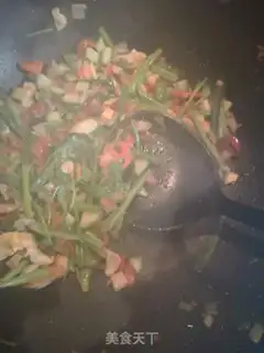 Make Chicken cucumber fried rice step 4