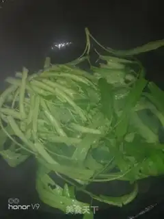 Make Garlic cabbage step 3