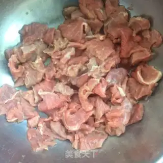 Make Garlic beef step 1