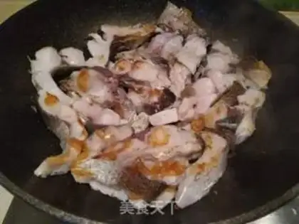 Make Red-burned fish step 1